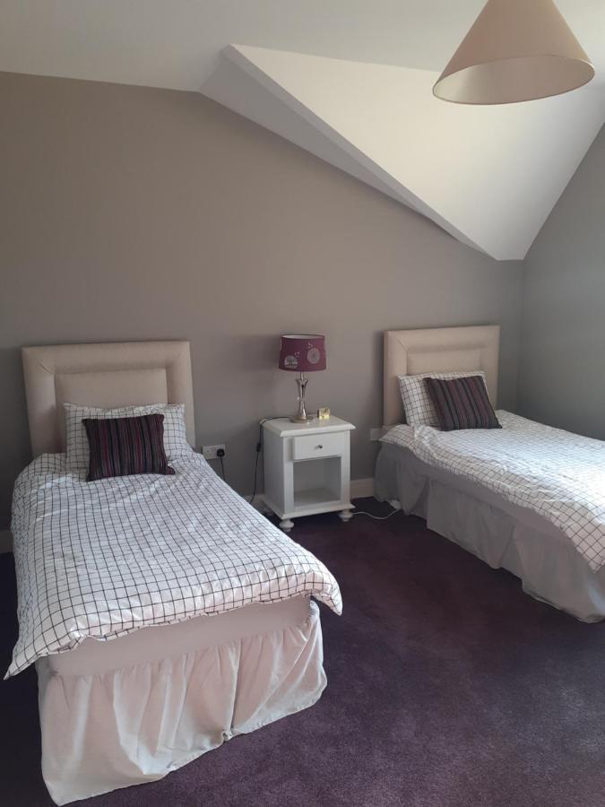 Single Or Twin Room In Lovely Country Residence Nobber Dış mekan fotoğraf