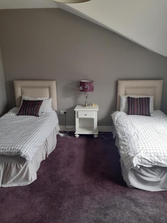 Single Or Twin Room In Lovely Country Residence Nobber Dış mekan fotoğraf