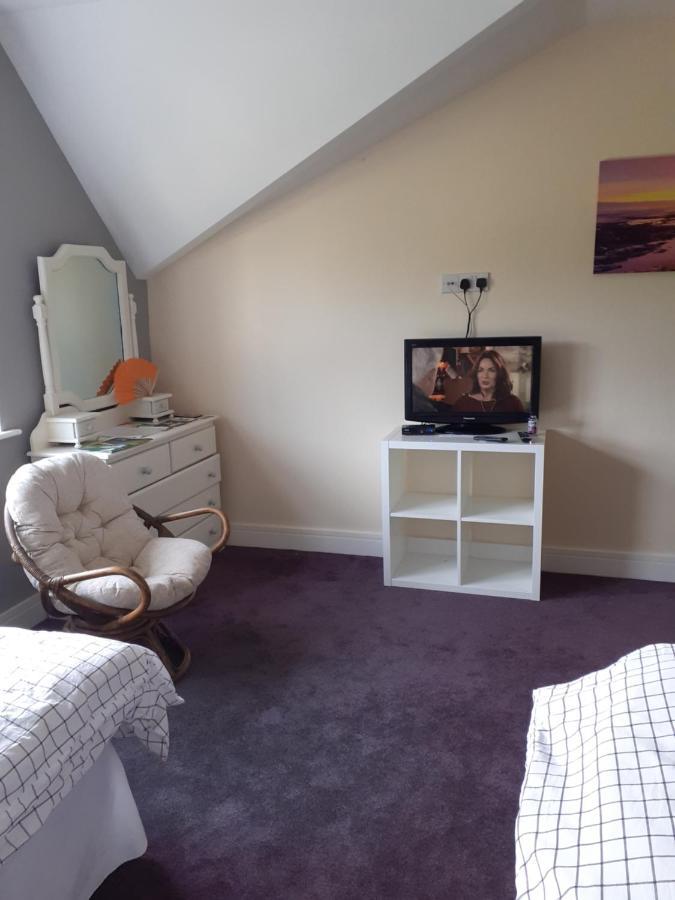 Single Or Twin Room In Lovely Country Residence Nobber Dış mekan fotoğraf
